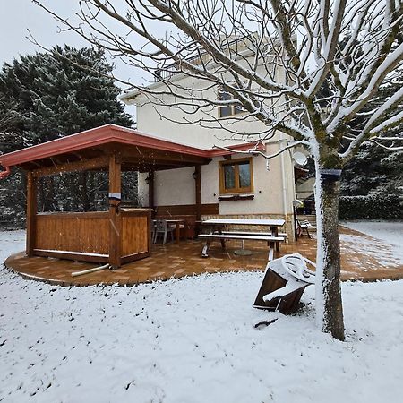 Home & Garden كاستل دي سانجرو المظهر الخارجي الصورة
